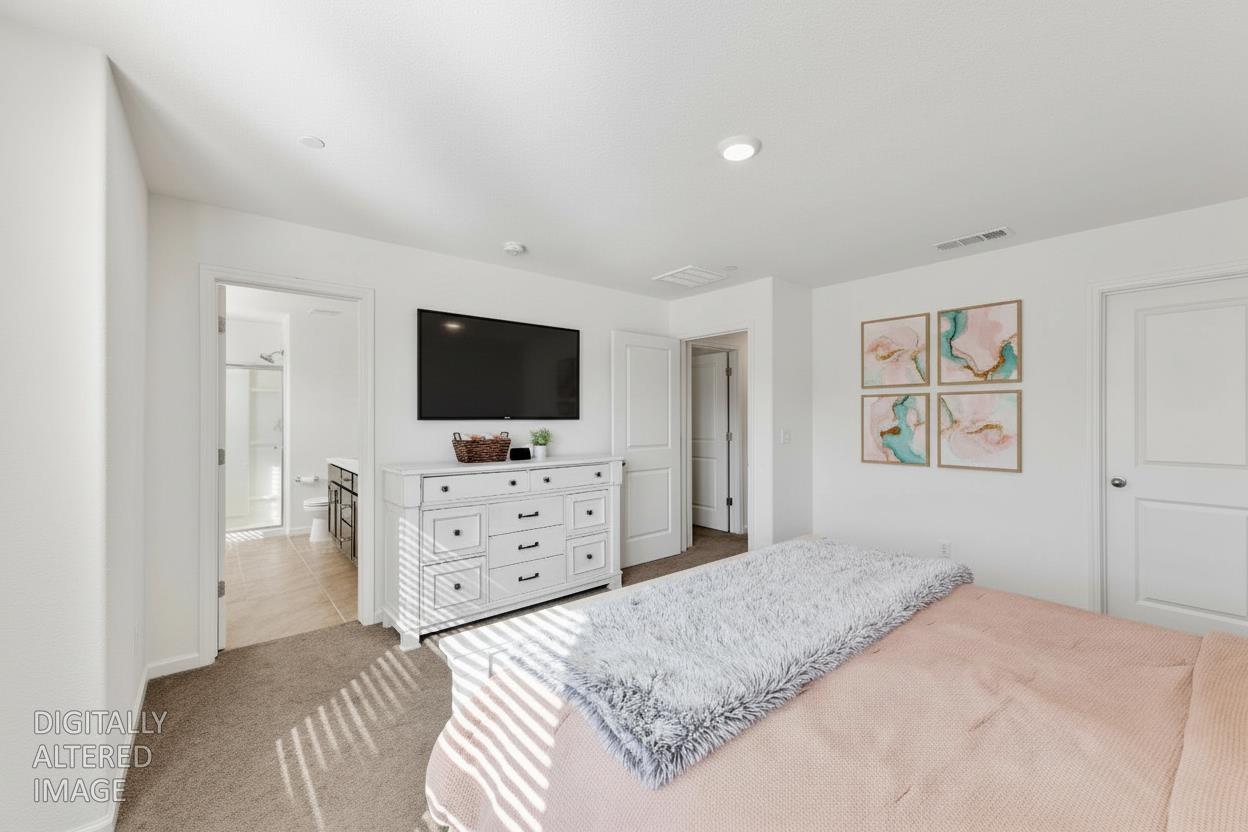 165 Sullivan Drive Merced, CA 95348 - Photo 18 of 21 Primary Bedroom Link to original photo: https://bit.ly/3O33ovy
