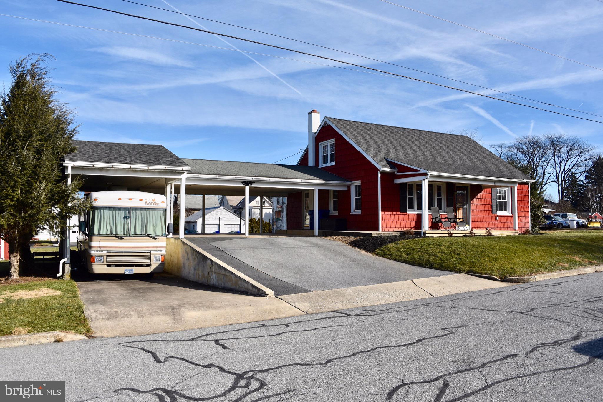 331 West Ruth Avenue Robesonia, PA 19551 - Photo 2 of 31 Gallery Image 2