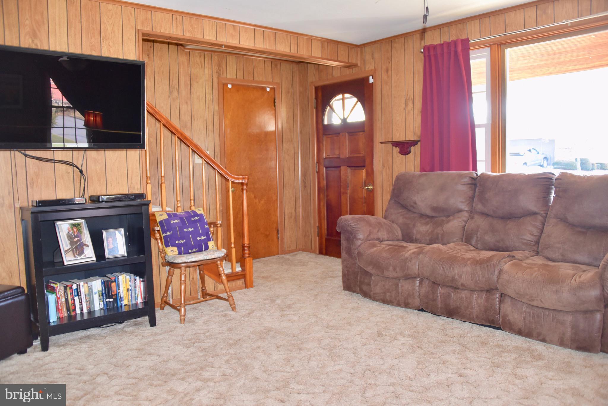 331 West Ruth Avenue Robesonia, PA 19551 - Photo 4 of 31 Gallery Image 4