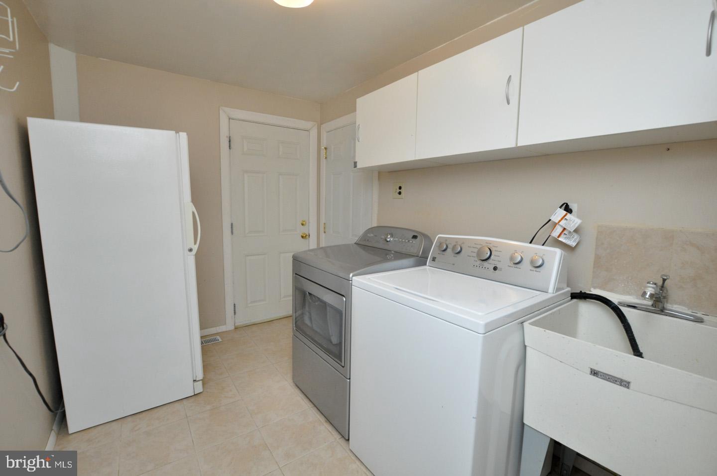 215 Rabbit Run Road Cherry Hill, NJ 08003 - Photo 14 of 28