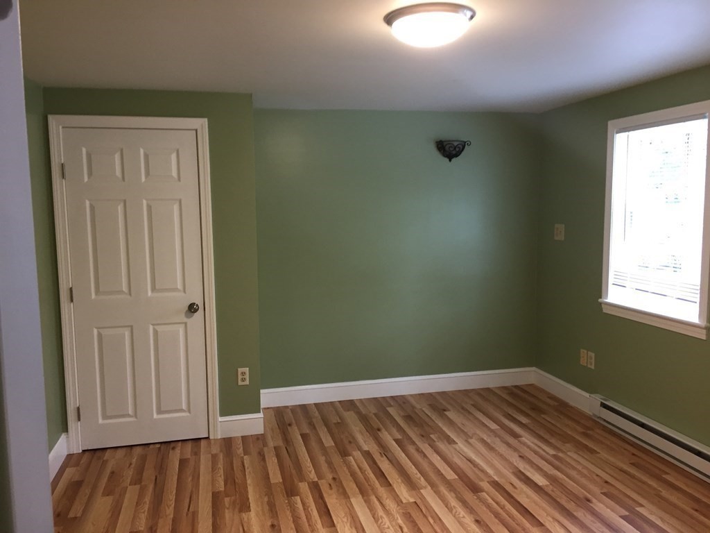 75 Chapel Street, Unit B Shirley, MA 01464 - Photo 12 of 15