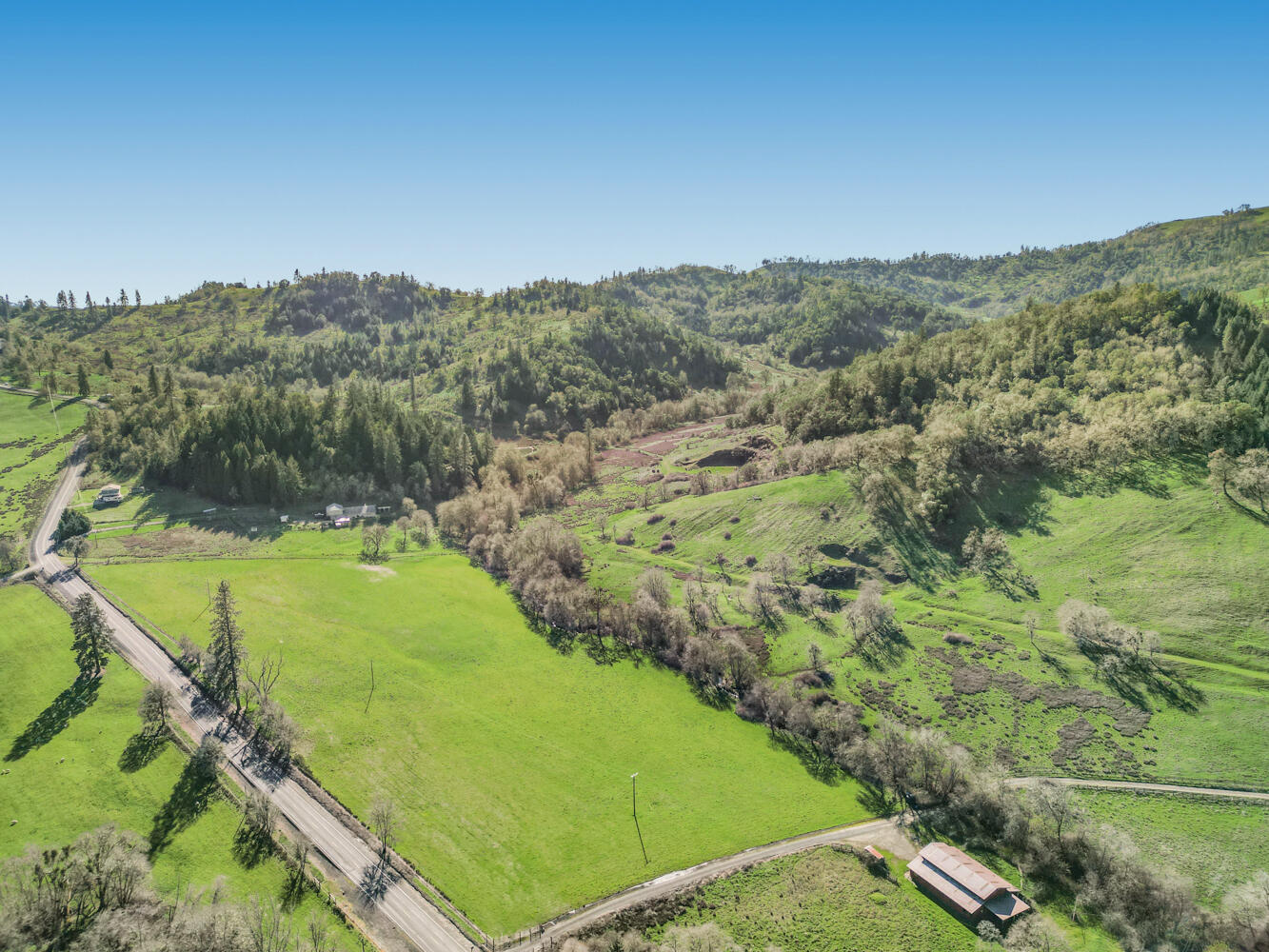 2268 Sunshine Road Roseburg, OR 97470 - Photo 2 of 34 DJI_0644