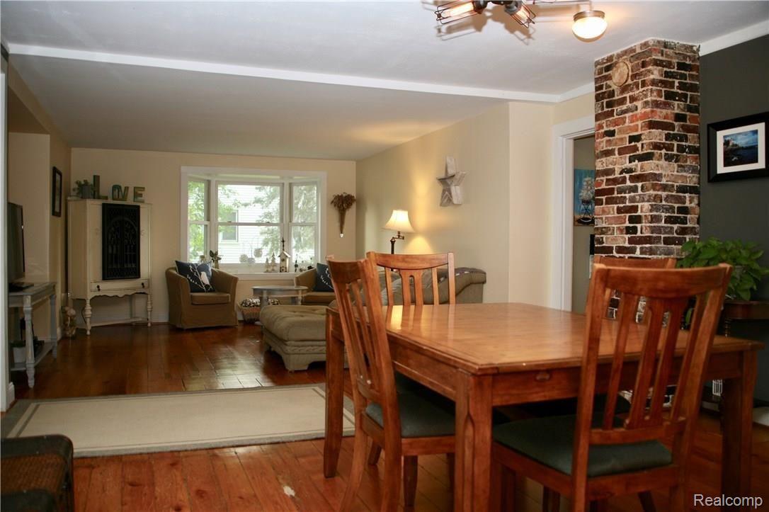 179 Pleasant Street Romeo, MI 48065 - Photo 7 of 29 fullsizeoutput_165.jpeg