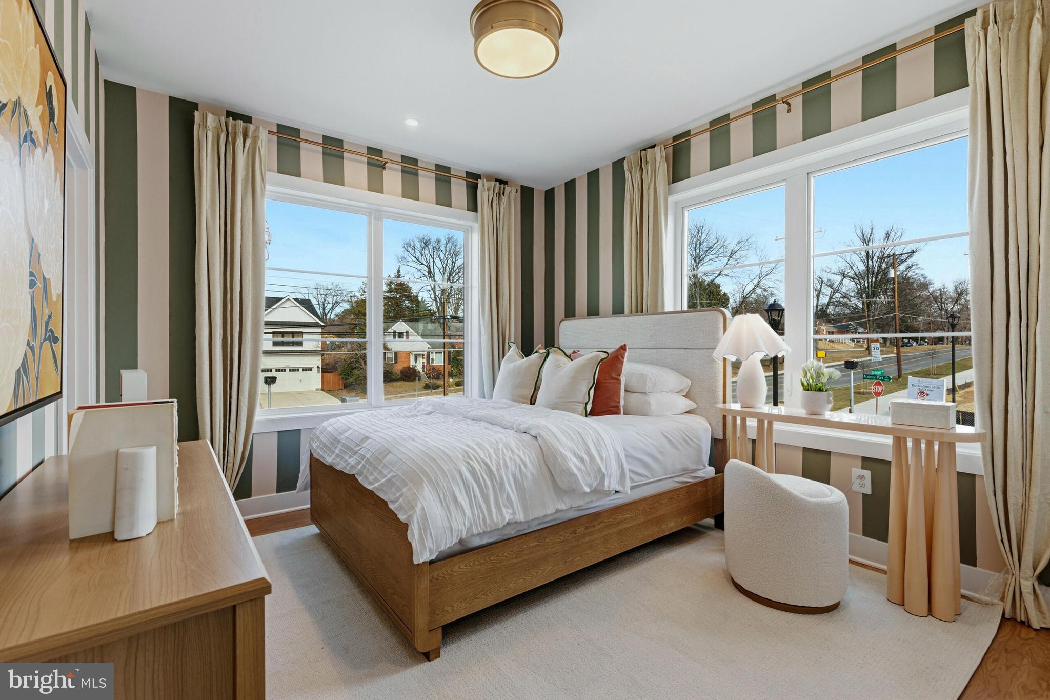 5026 Strathmore Kensington, MD 20895 - Photo 14 of 27