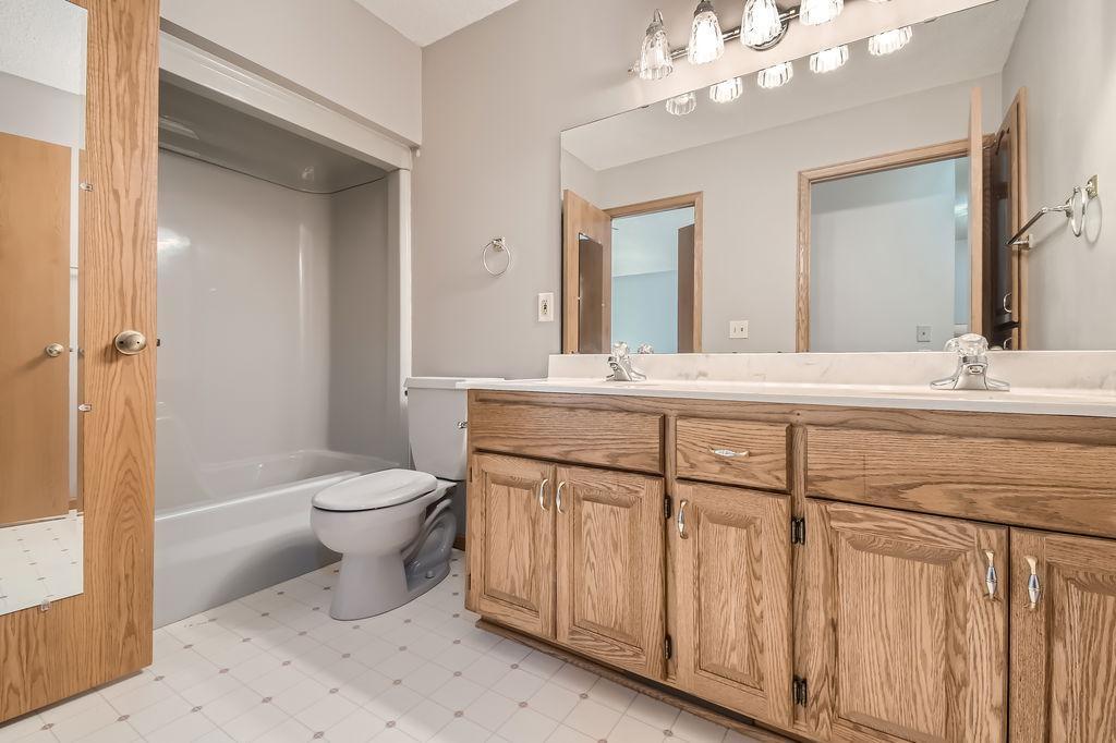 718 Deer Path Road North North Hudson, WI 54016 - Photo 16 of 27 Gallery Image 16