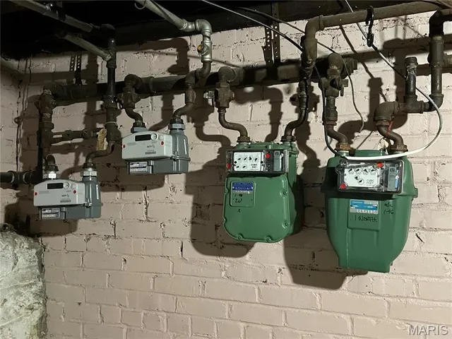 $335,000 | 1118 Ursula Avenue, University City, MO 63130