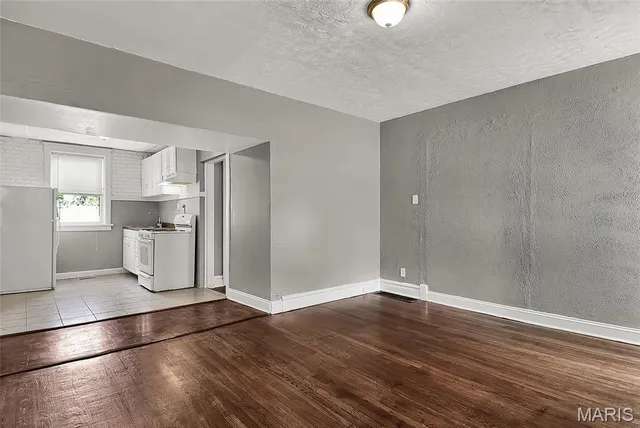 $335,000 | 1118 Ursula Avenue, University City, MO 63130