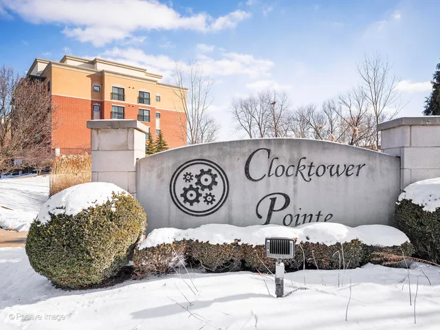 $424,900 | 10735 Clock Tower Drive, Unit 503, Countryside, IL 60525