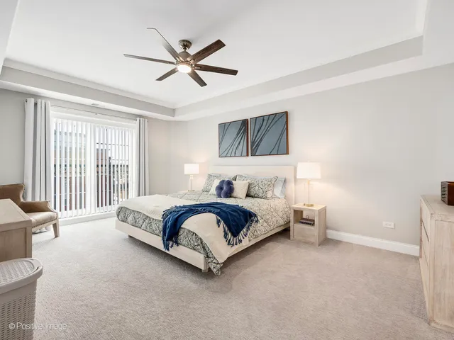 $424,900 | 10735 Clock Tower Drive, Unit 503, Countryside, IL 60525