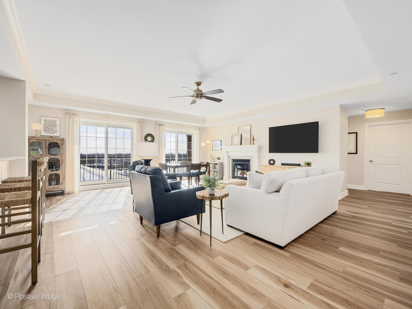 10735 Clock Tower Drive, Unit 503 Countryside, IL 60525 - Photo 3 of 24