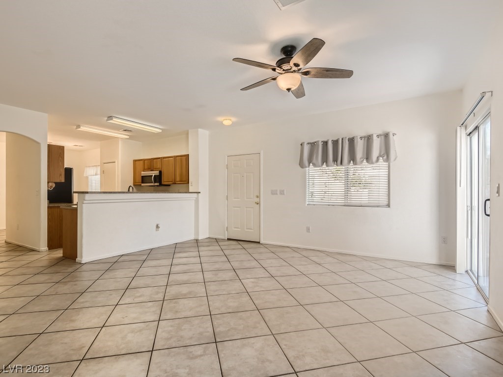 8667 Roping Rodeo Avenue, Unit 103 Las Vegas, NV 89178 - Photo 4 of 17 Gallery Image 4