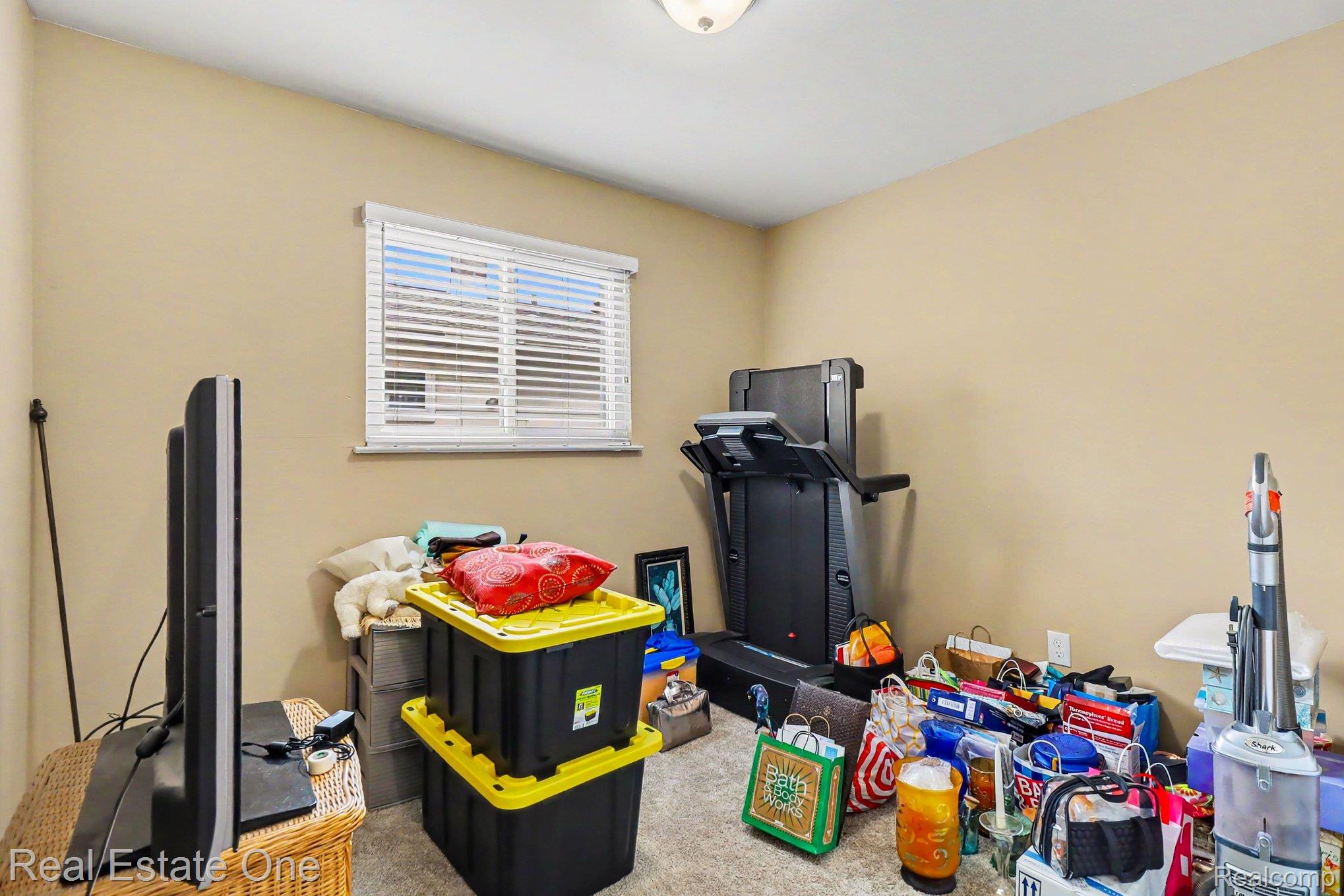 6305 Beech Daly Road Taylor, MI 48180 - Photo 17 of 22 017_file_3247.jpg