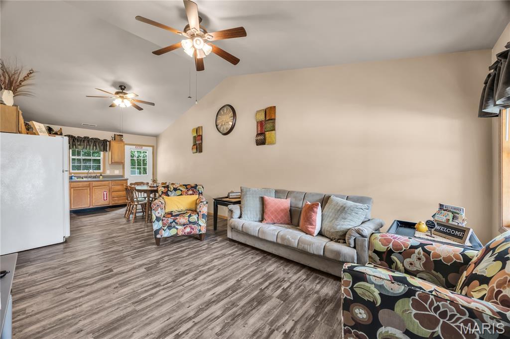 1011 Schieffer's Branch Road Hermann, MO 65041 - Photo 17 of 39