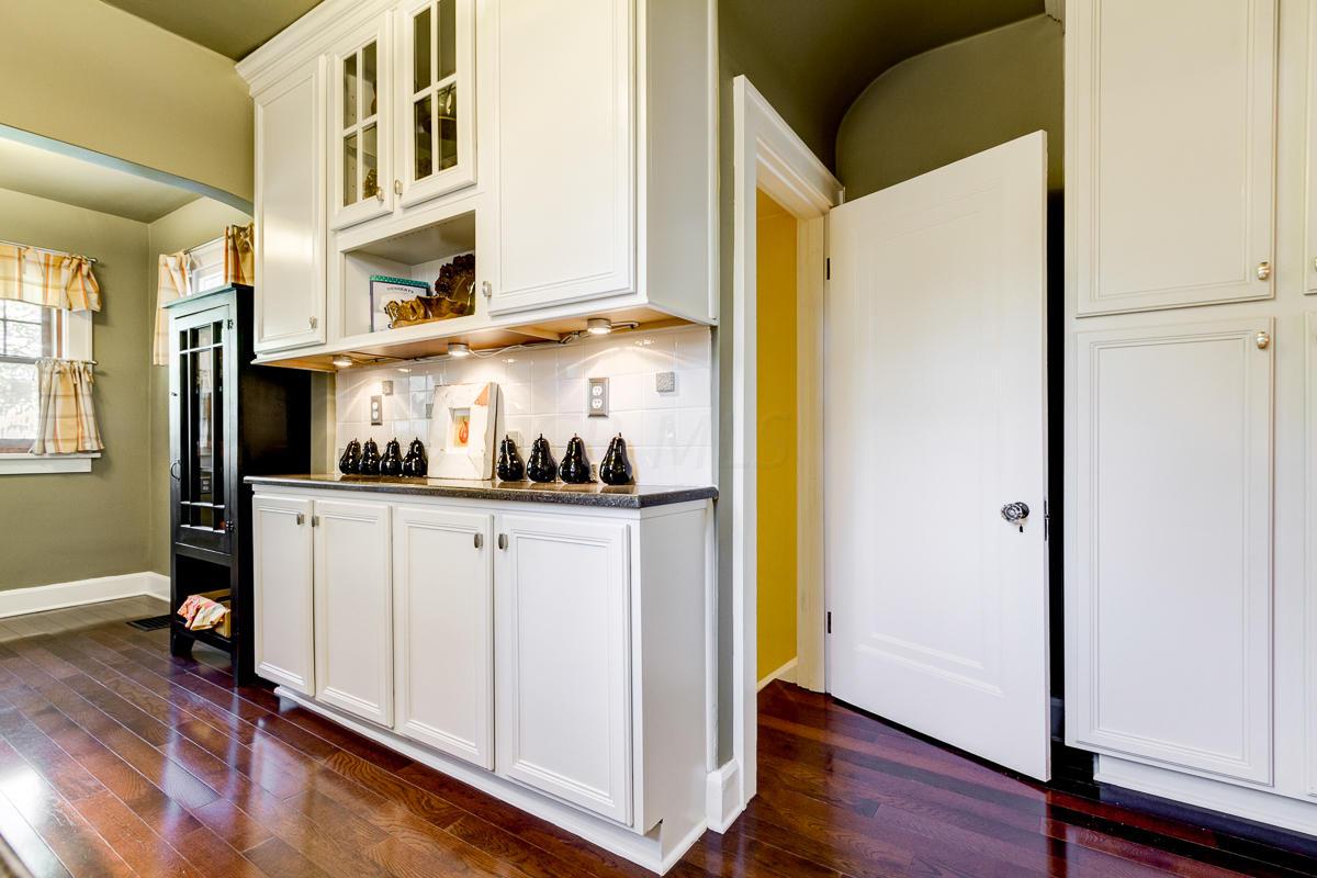 108 East Torrence Road Columbus, OH 43214 - Photo 8 of 29 Gallery Image 8