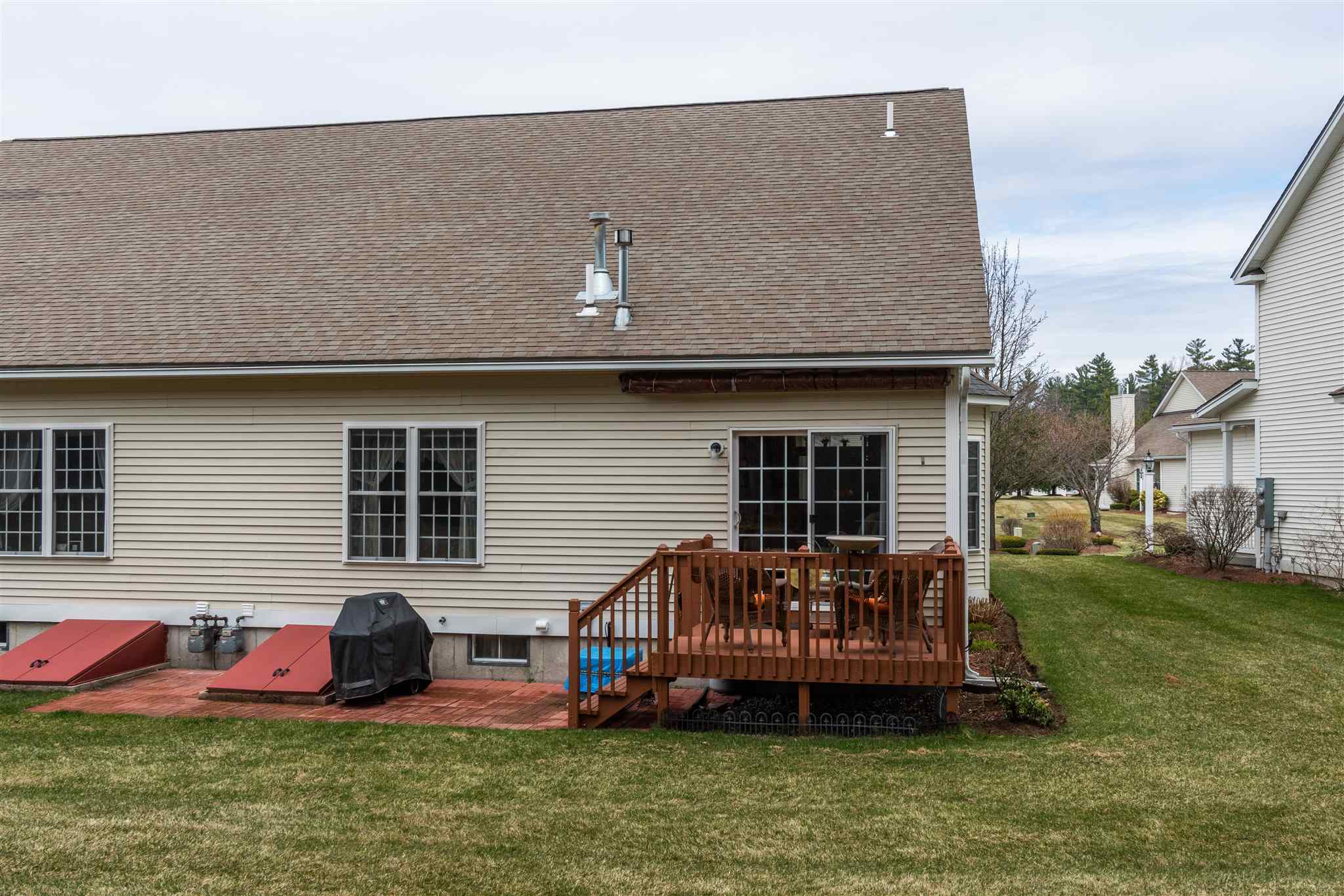 64 Old Stage Road Litchfield, NH 03052 - Photo 32 of 35