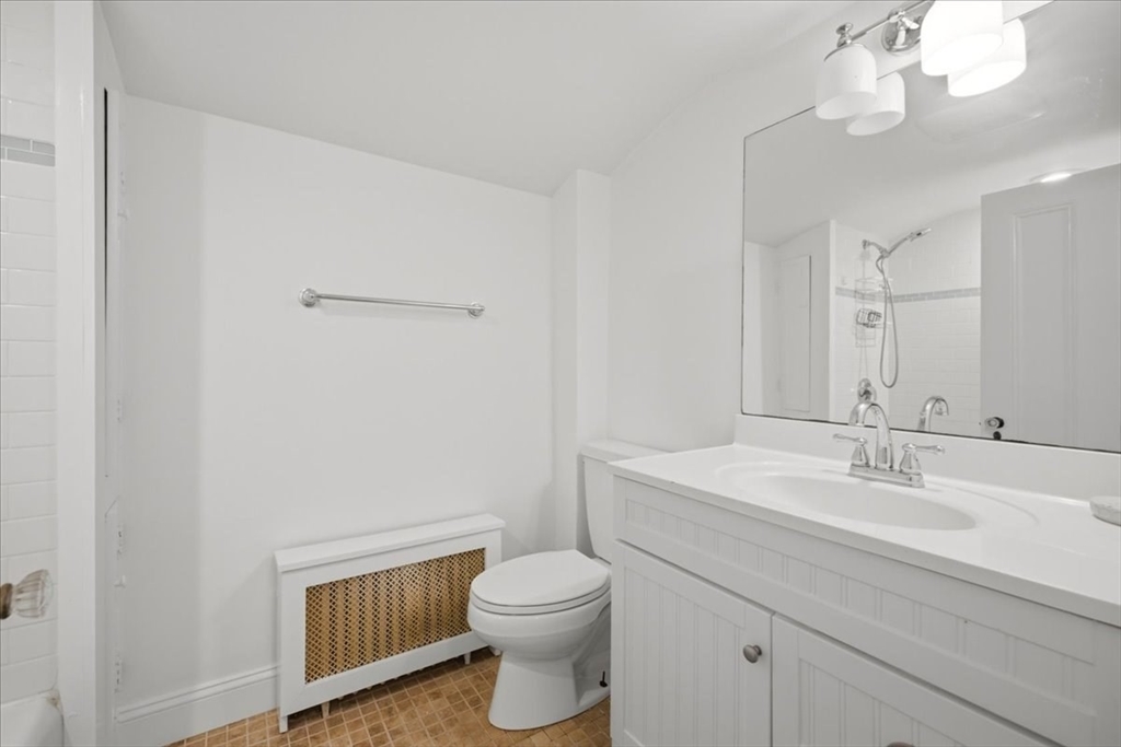 320 First Parish Road Scituate, MA 02066 - Photo 25 of 34