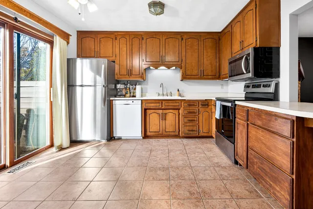 $199,000 | 801 Olson Avenue, Unit A, Appleton, WI 54914