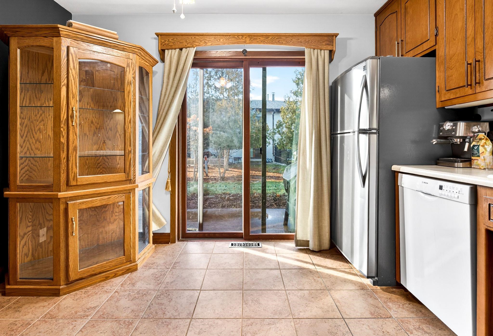 801 Olson Avenue, Unit A Appleton, WI 54914 - Photo 10 of 30