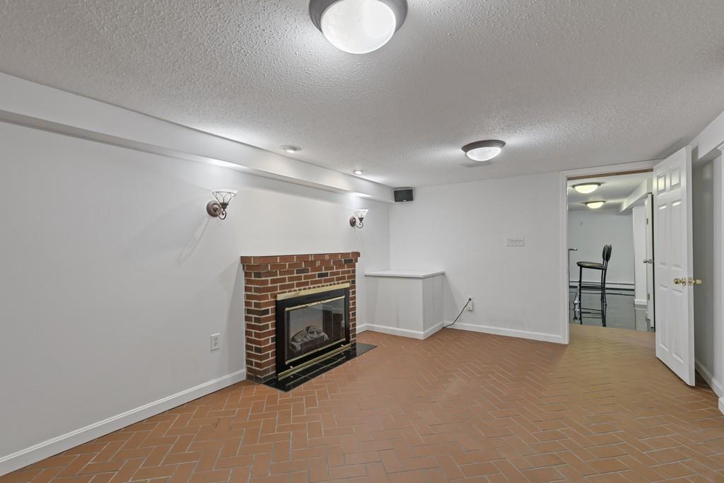 20 Elliott Road Everett, MA 02149 - Photo 21 of 27 Gallery Image 21