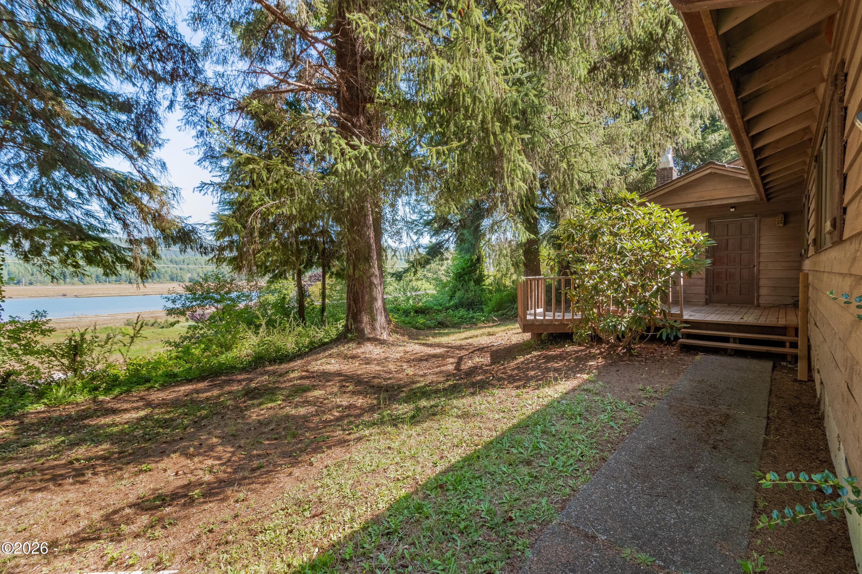 82 East Rainbow Road Waldport, OR 97394 - Photo 4 of 35 Gallery Image 4