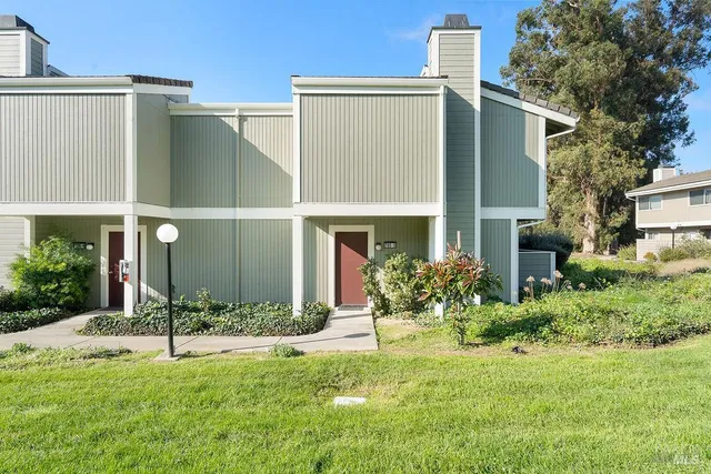 $510,000 | 705 Hermes, Unit 5, Hercules, CA 94547