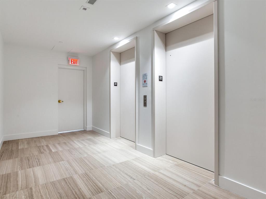 3101 Bayshore Boulevard, Unit 2204 Tampa, FL 33629 - Photo 2 of 60 a view of an empty room