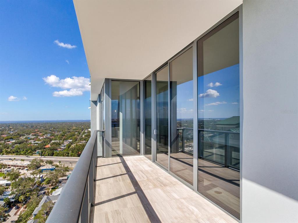 3101 Bayshore Boulevard, Unit 2204 Tampa, FL 33629 - Photo 33 of 60 a view of balcony with city view
