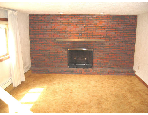 74 Mosman Street Newton, MA 02465 - Photo 5 of 6