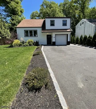 $579,000 | 544 Mountain Avenue, North Plainfield, NJ 07062