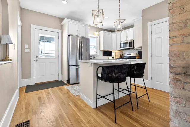 $359,900 | 403 Pine Street, Neenah, WI 54956