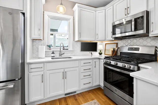 $359,900 | 403 Pine Street, Neenah, WI 54956