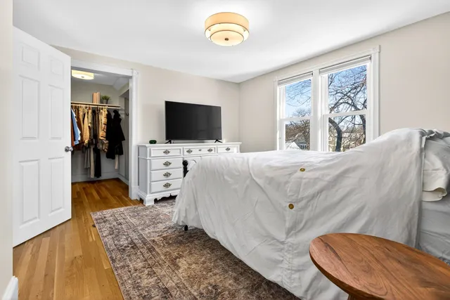 $359,900 | 403 Pine Street, Neenah, WI 54956