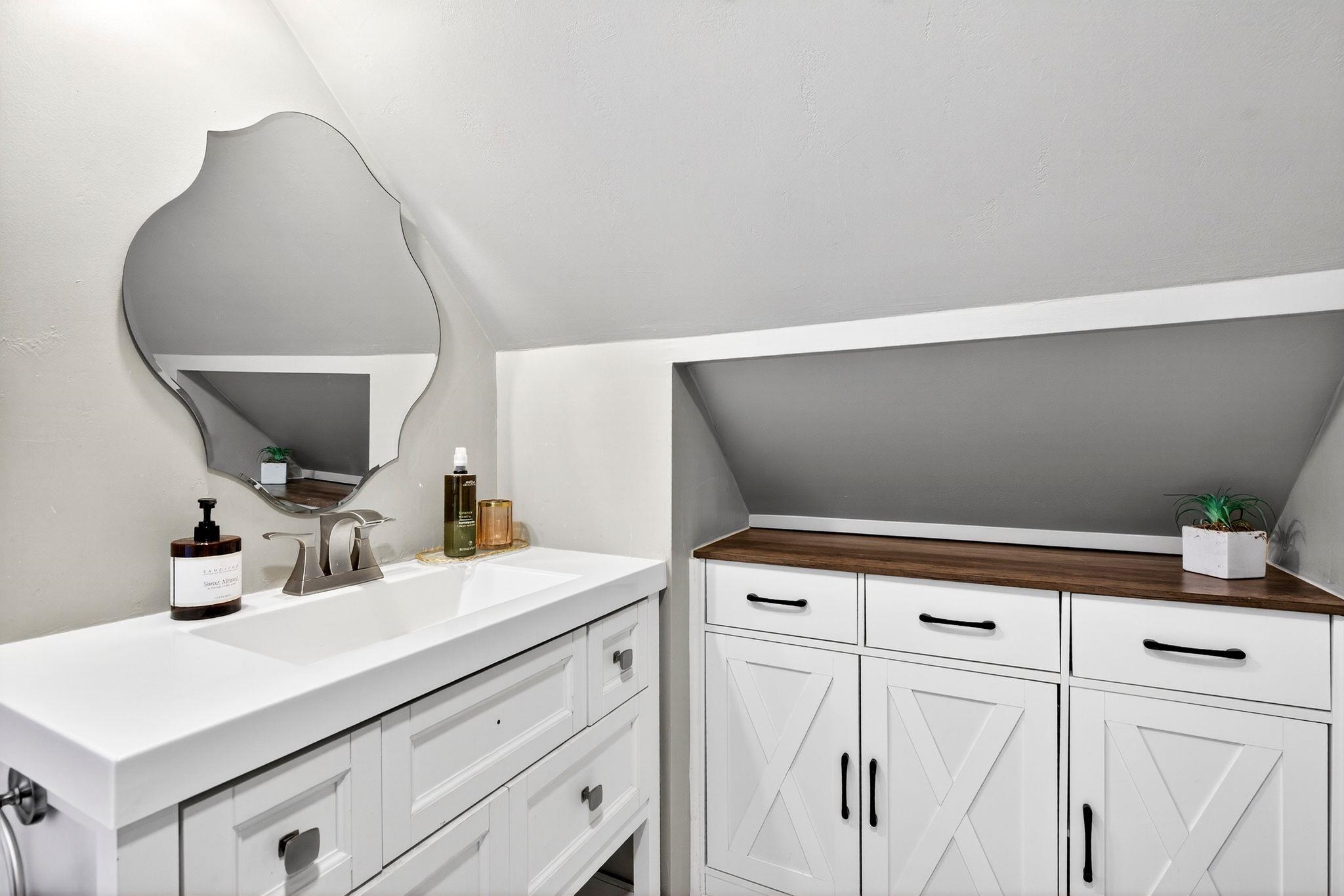 403 Pine Street Neenah, WI 54956 - Photo 27 of 42