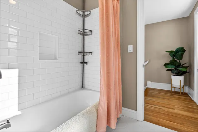 $359,900 | 403 Pine Street, Neenah, WI 54956