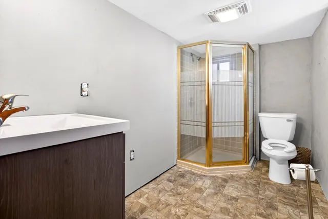 $359,900 | 403 Pine Street, Neenah, WI 54956