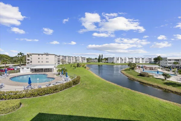 $1,500 | 142 Kent I West Palm Beach, West Palm Beach, FL 33417