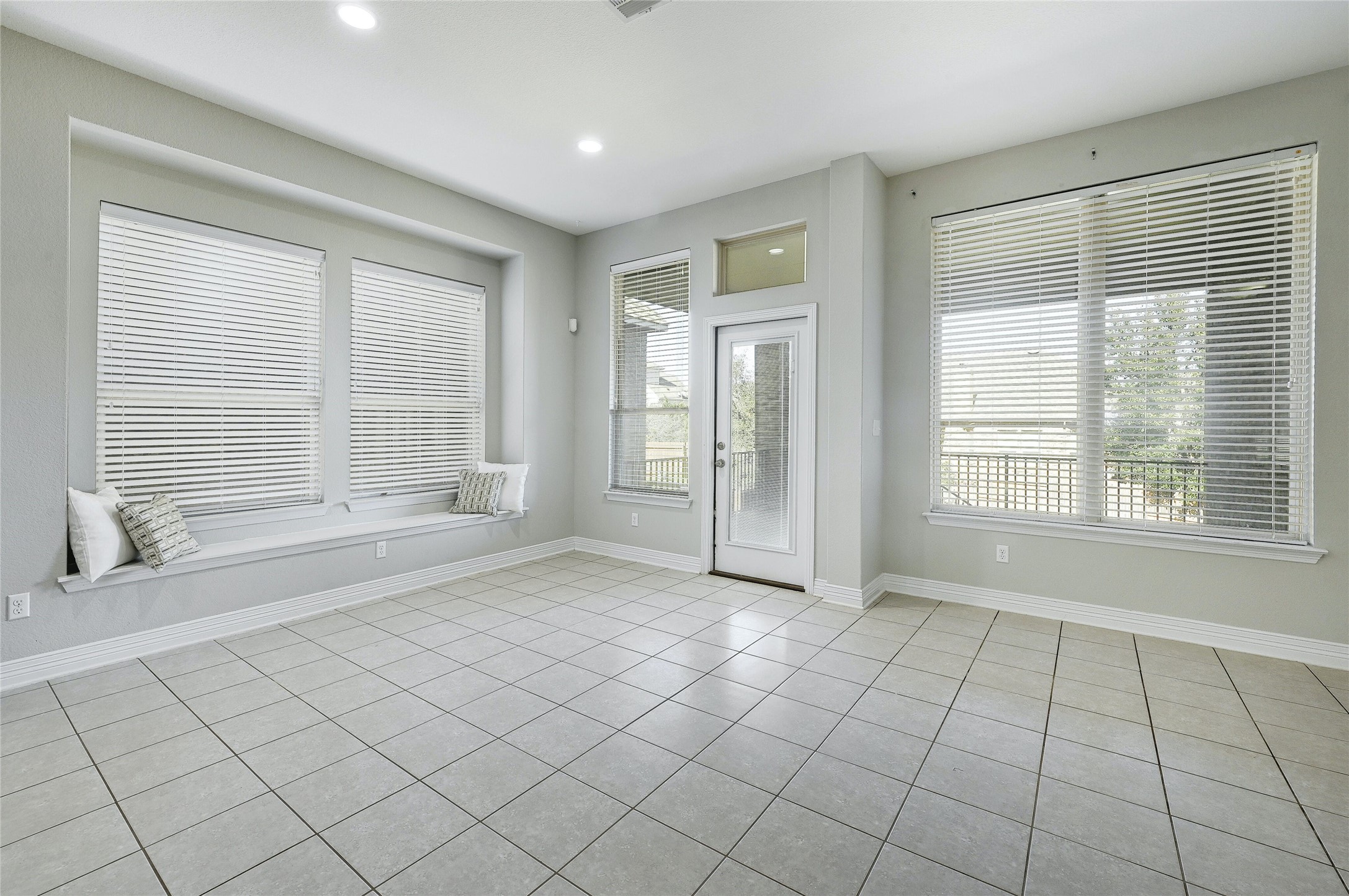 18512 Tanner Bayou Loop Austin, TX 78738 - Photo 5 of 32 a view of an empty room with window