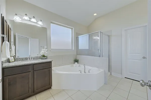 $2,975 | 18512 Tanner Bayou Loop, Austin, TX 78738