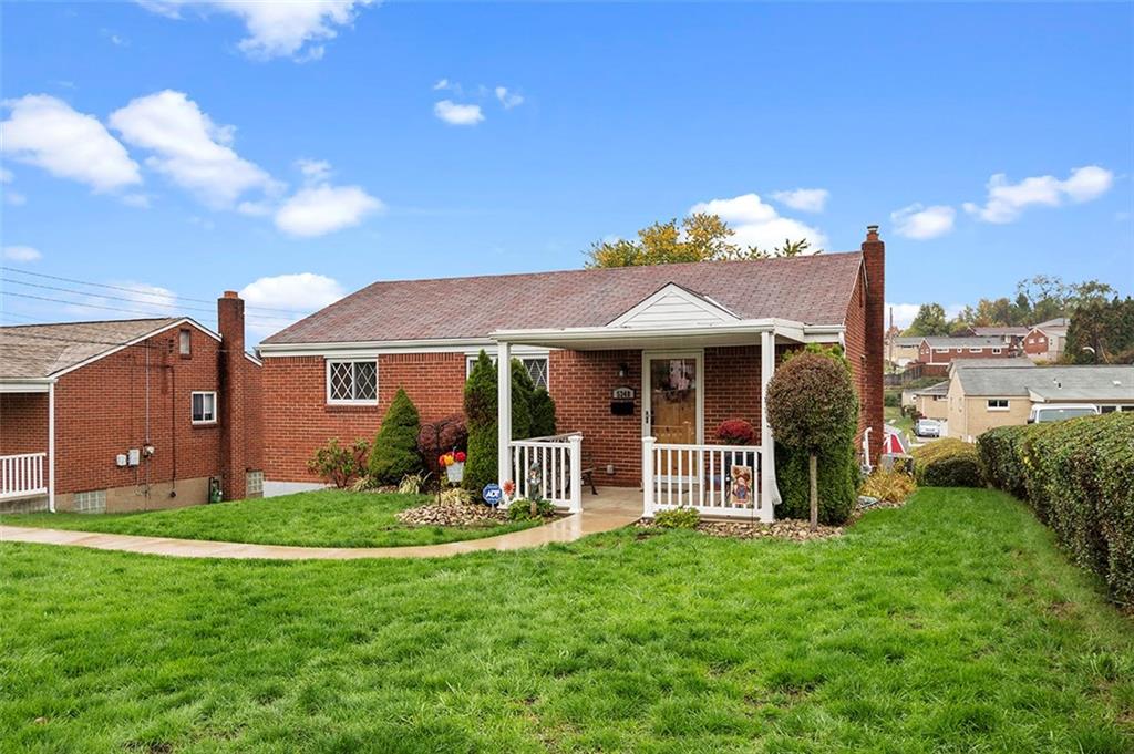 5348 Meadowcrest Road Pittsburgh, PA 15236 - Photo 2 of 24 Gallery Image 2
