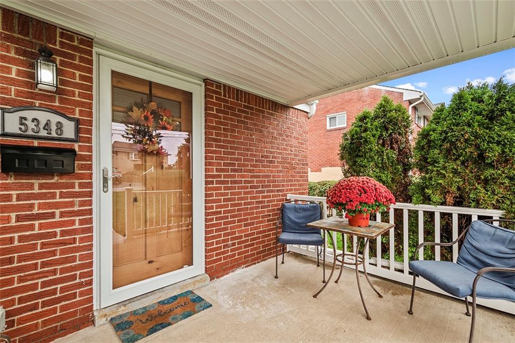 5348 Meadowcrest Road Pittsburgh, PA 15236 - Photo 3 of 24 Gallery Image 3