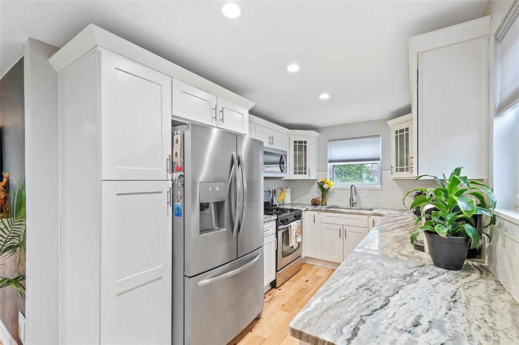 5348 Meadowcrest Road Pittsburgh, PA 15236 - Photo 8 of 24 Gallery Image 8