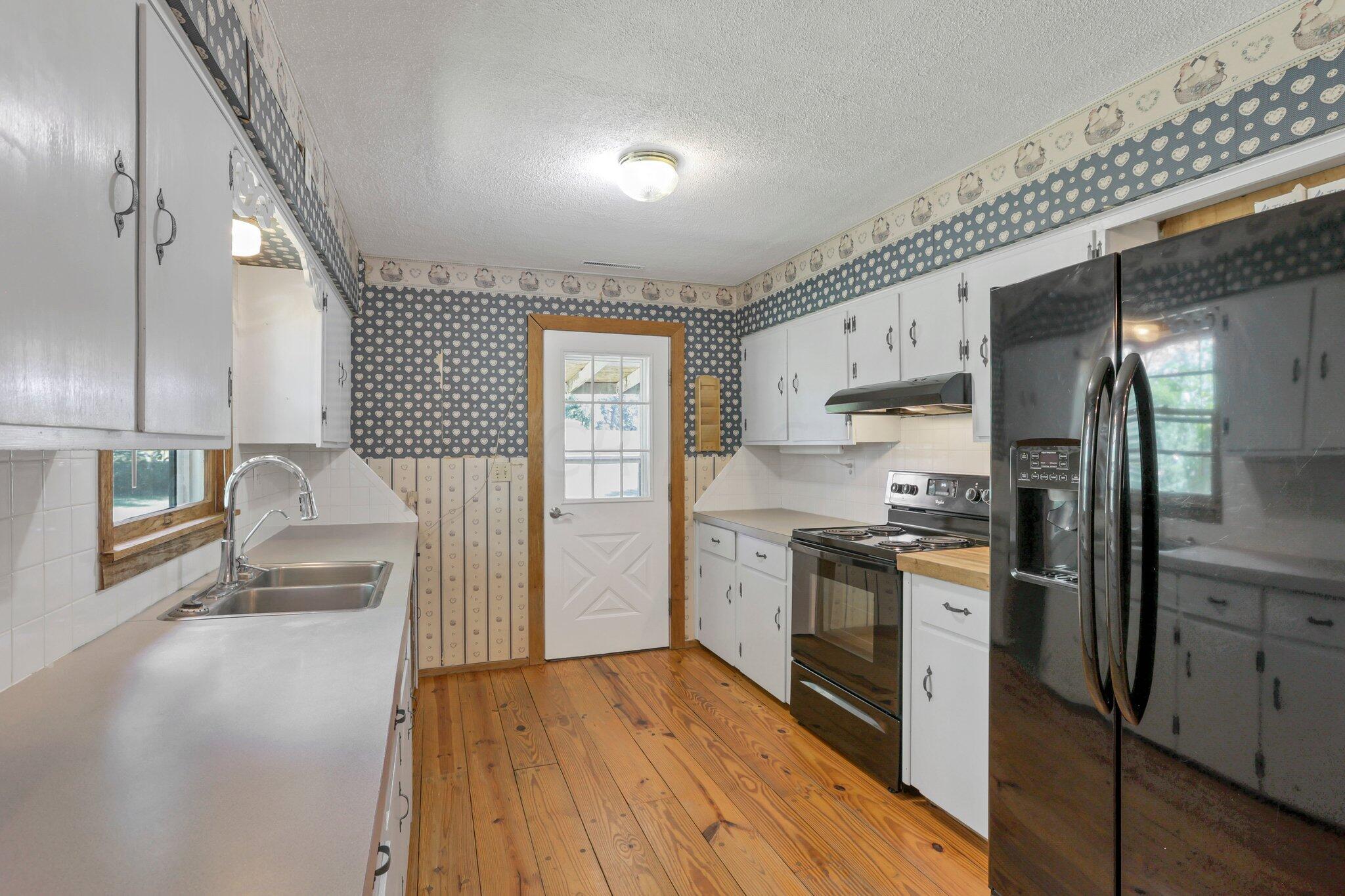 3307 Colling Road Newark, OH 43056 - Photo 7 of 23 7-web-or-mls-0V3A4845