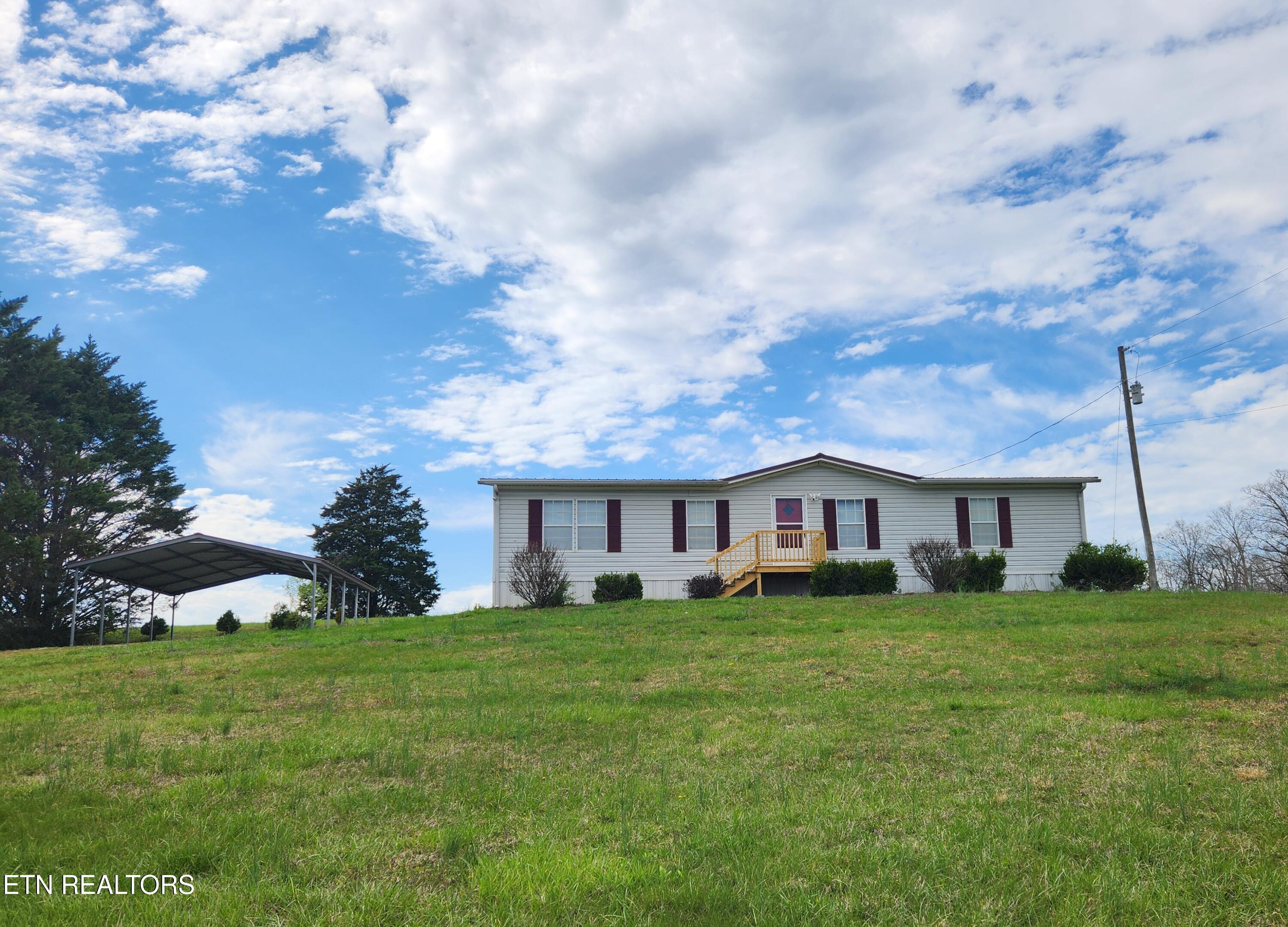 3825 Snyder Road Kodak, TN 37764 - Photo 2 of 20 20250327_162720