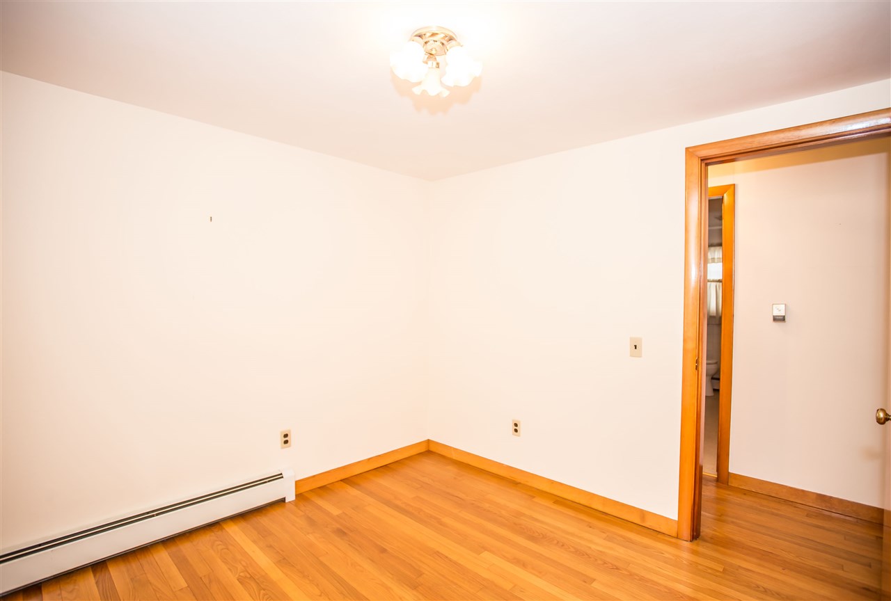 91 Old Rochester Road Somersworth, NH 03878 - Photo 19 of 38