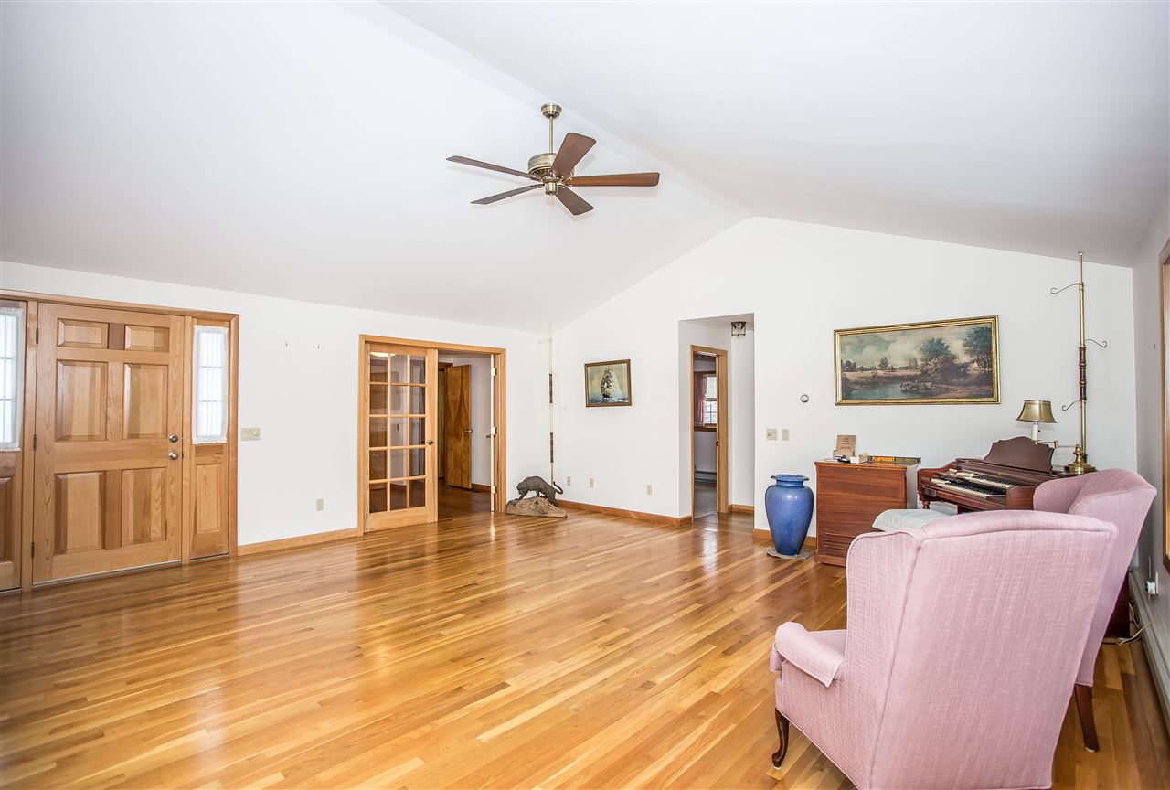 91 Old Rochester Road Somersworth, NH 03878 - Photo 6 of 38