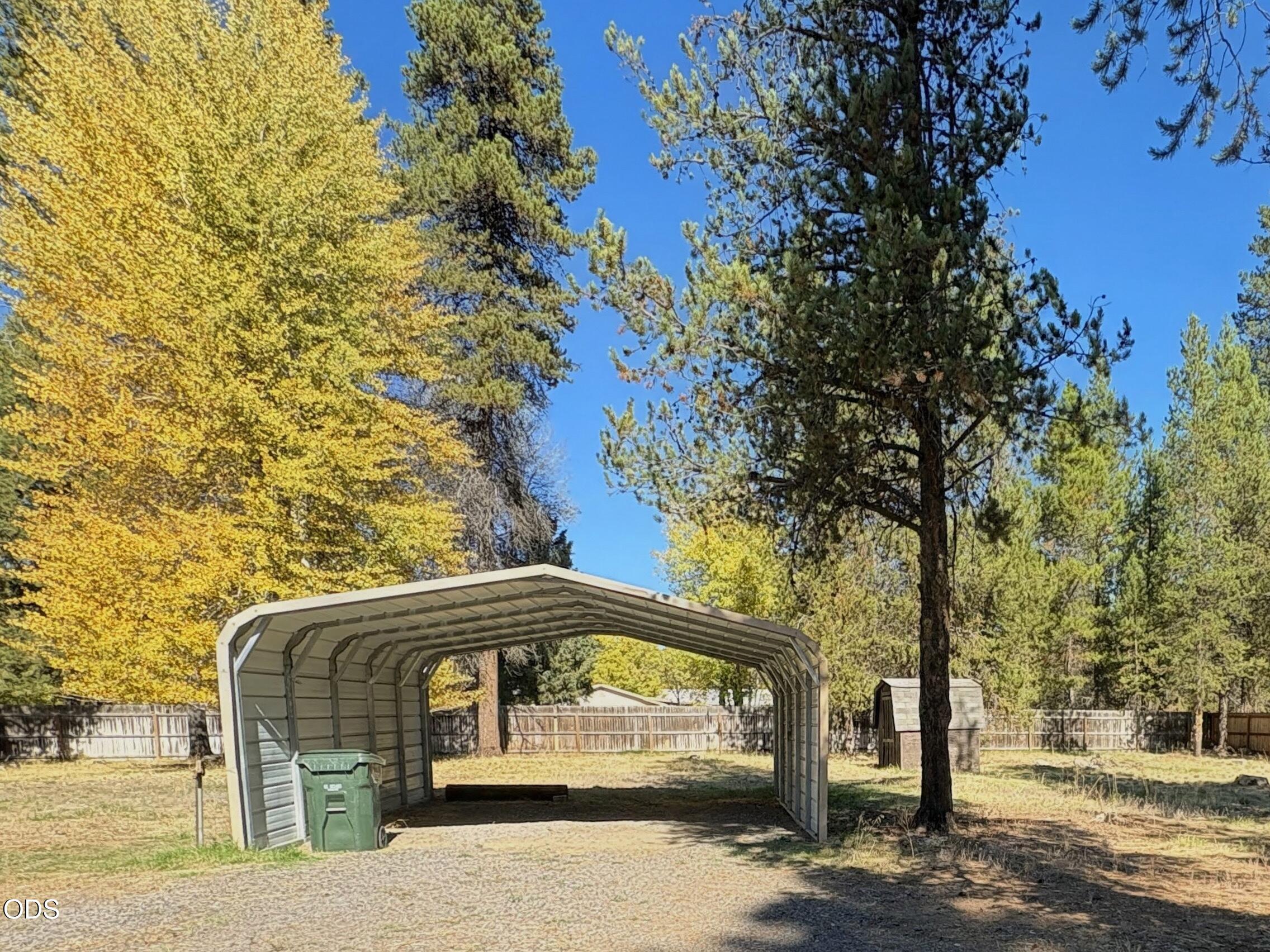 52920 Forest Road La Pine, OR 97739 - Photo 4 of 22 Gallery Image 4