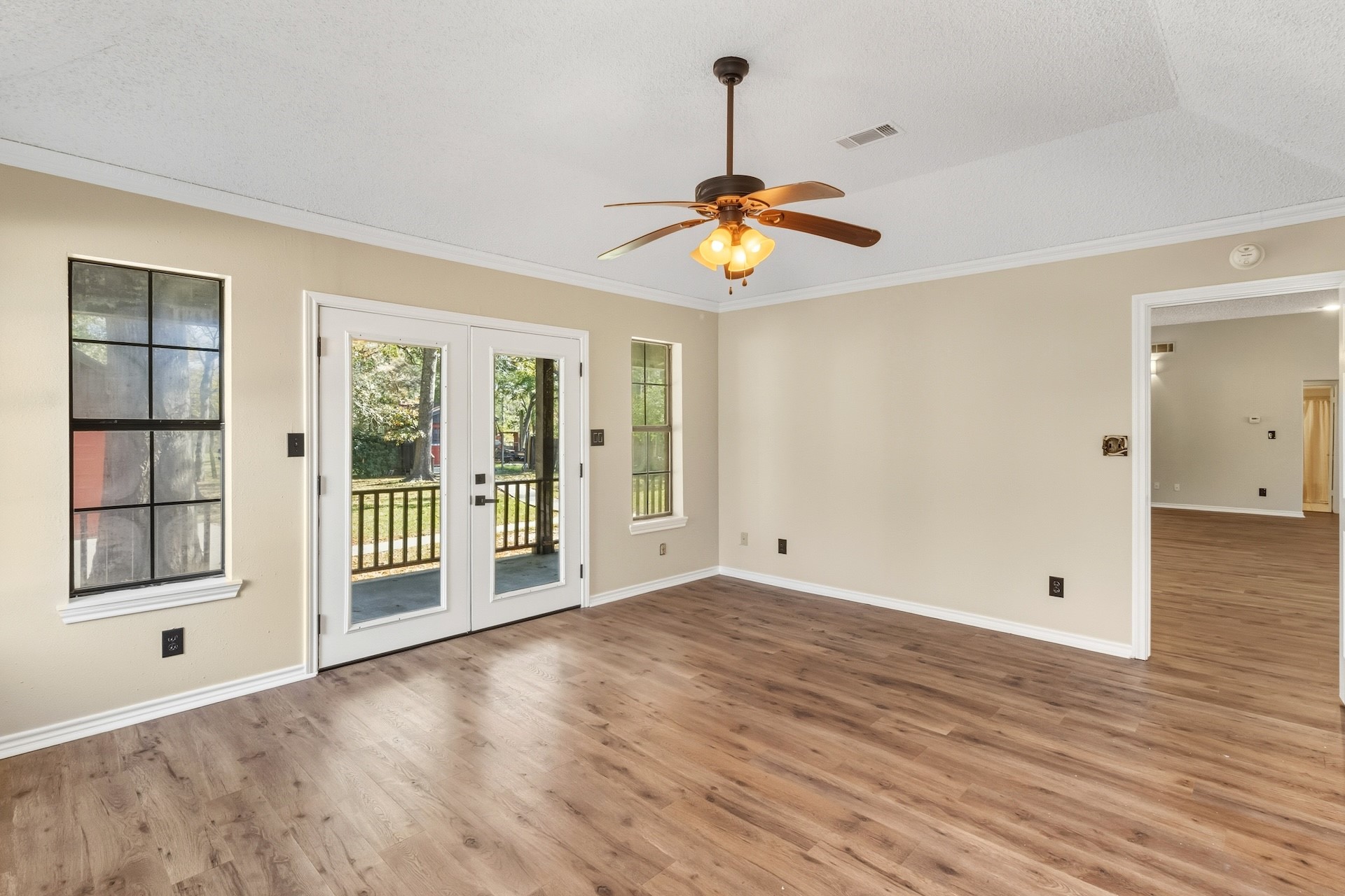 6214 Bayou Boulevard Baytown, TX 77521 - Photo 28 of 43