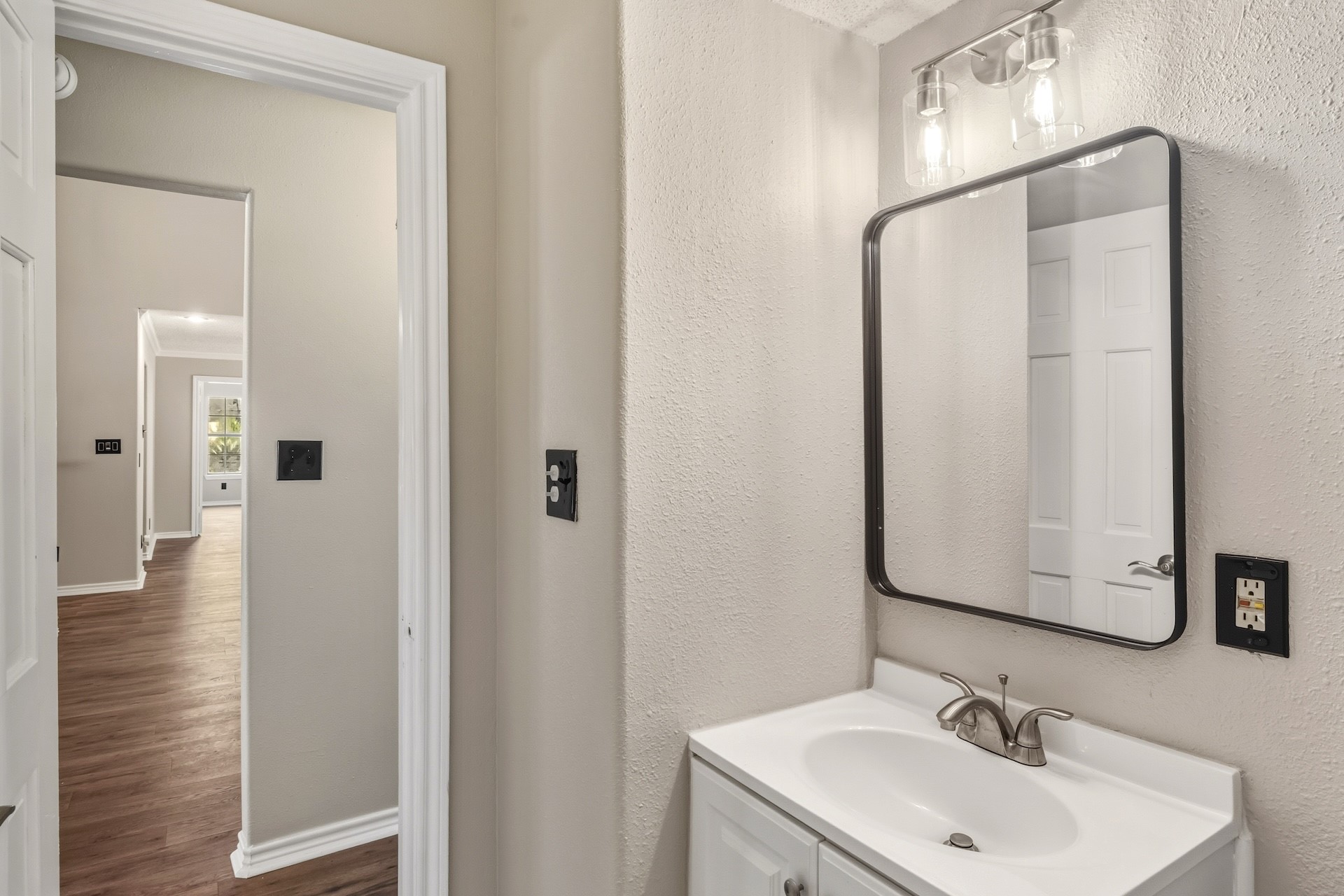 6214 Bayou Boulevard Baytown, TX 77521 - Photo 31 of 43