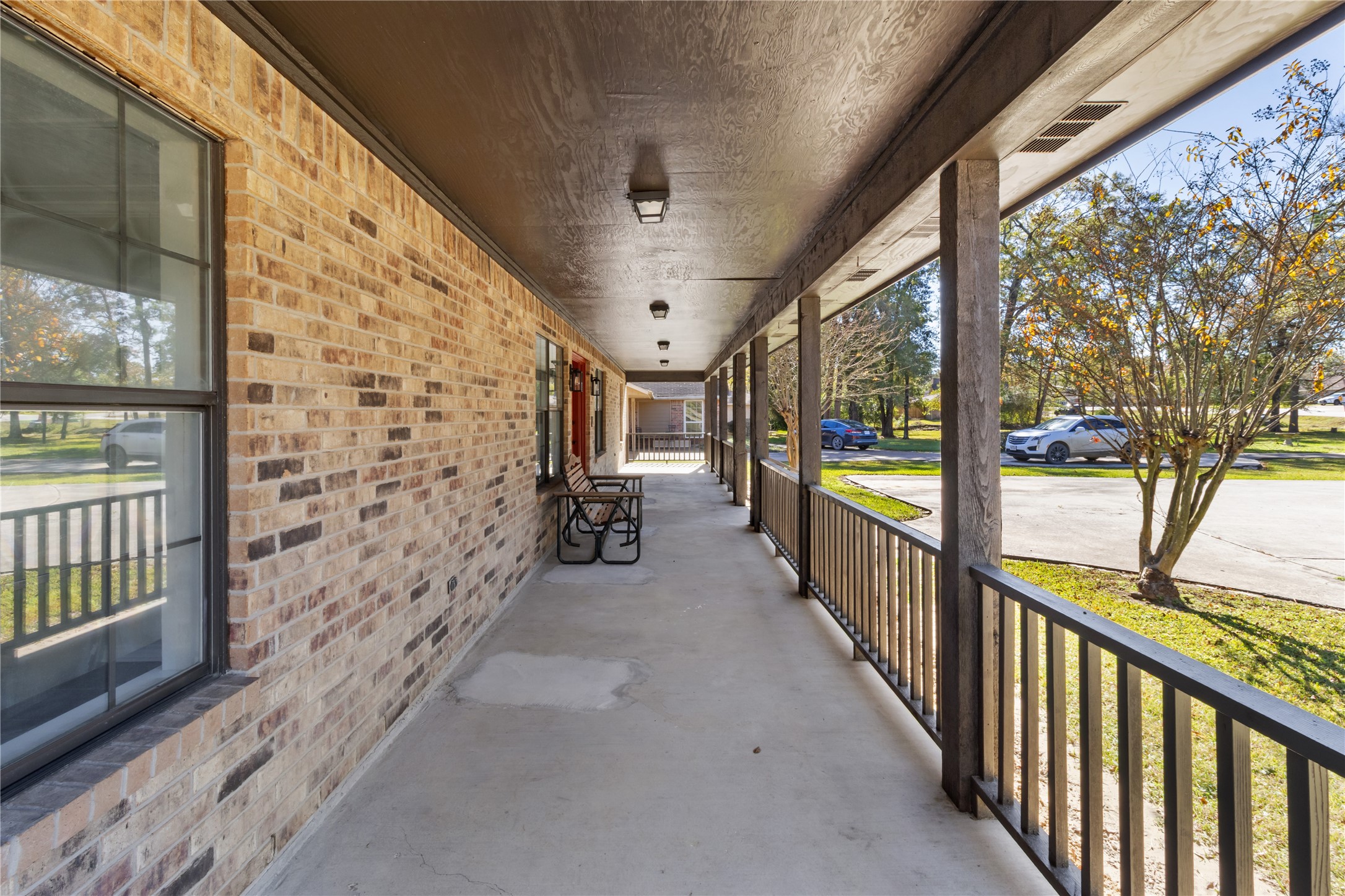 6214 Bayou Boulevard Baytown, TX 77521 - Photo 4 of 43