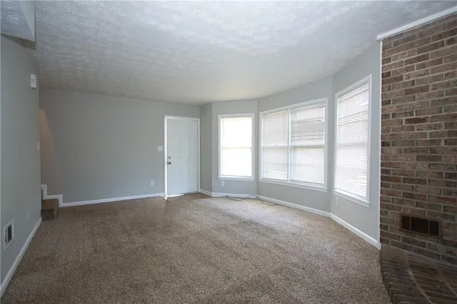 $1,300 | 2139 Golfview Drive Southeast, Conyers, GA 30013